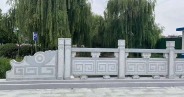 赤峰 芝麻灰桥栏杆、河道栏杆安装效果