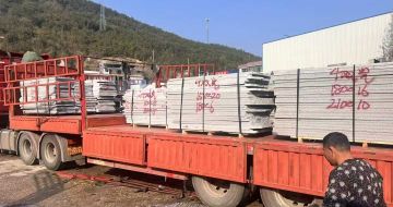 赤峰 芝麻灰花岗岩光面毛板出货日常