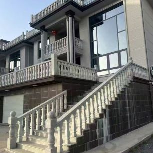 赤峰 芝麻白别墅阳台栏杆，楼梯栏杆