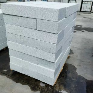 赤峰 芝麻白两面荔枝面台阶石