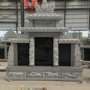 赤峰 芝麻灰高档墓碑、土墓，一套也支持定做