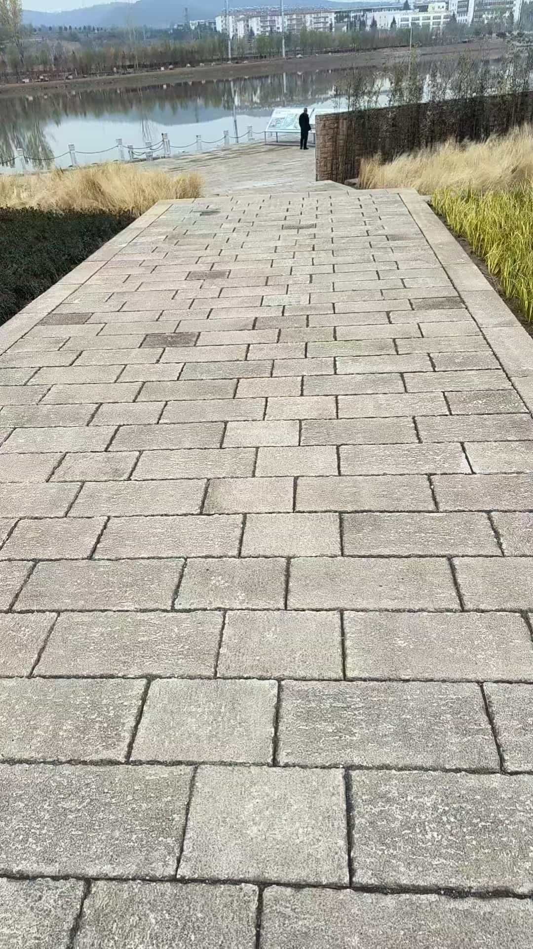 赤峰仿古石铺装效果