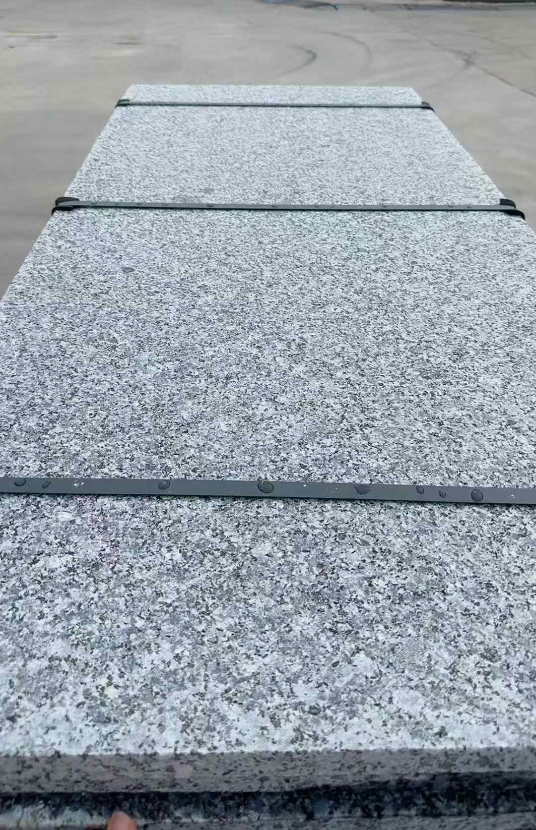 赤峰 芝麻黑火烧面毛板，条板，半成品