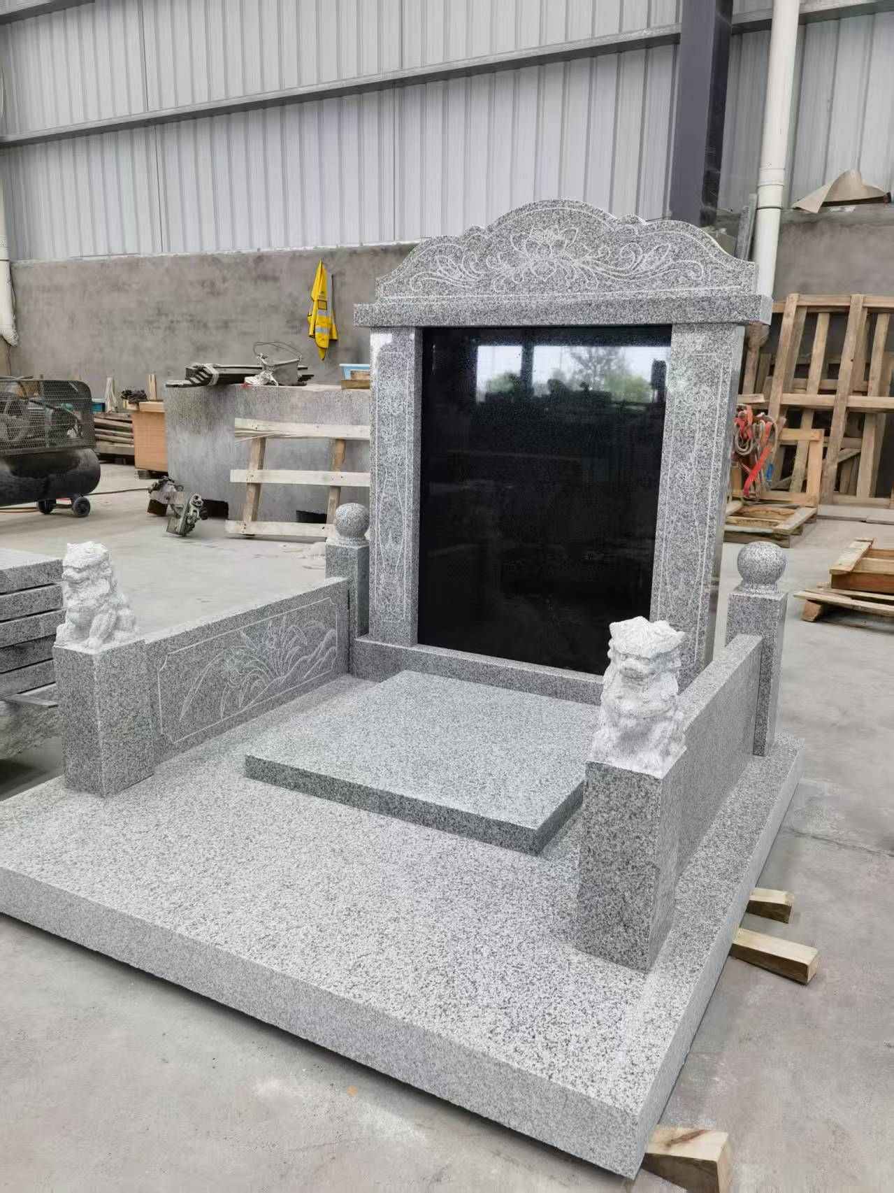 赤峰 芝麻白公墓、套墓